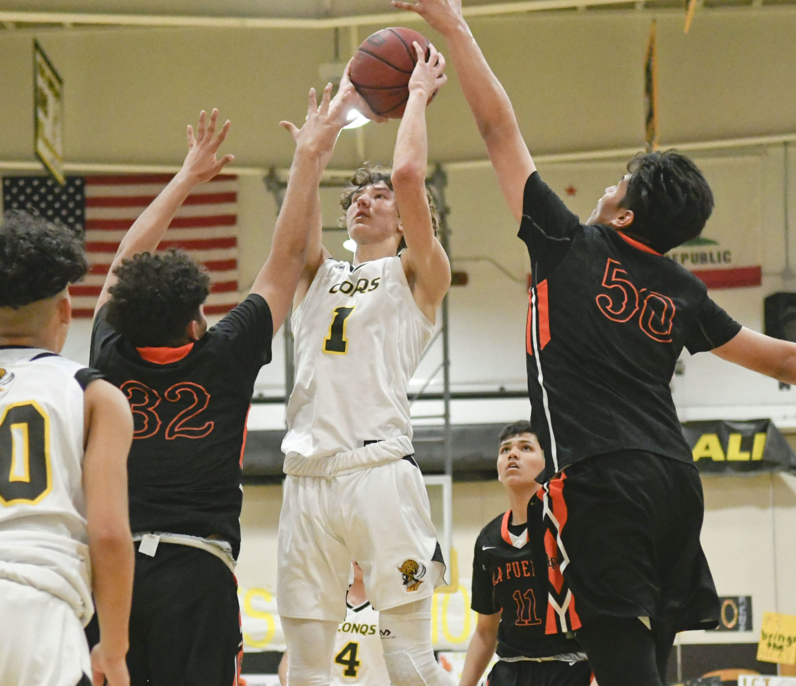 021220 La Puente Cabrillo basketball 13.jpg